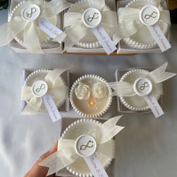 Çizgili Obje Mum-Gold Detaylı Beyaz Mühür