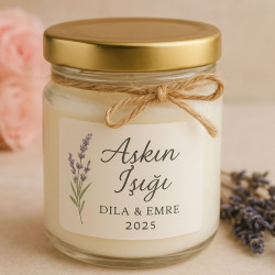 Lavanta & Vanilya Kokulu Cam Kavanoz Mum – “Aşkın Işığı”